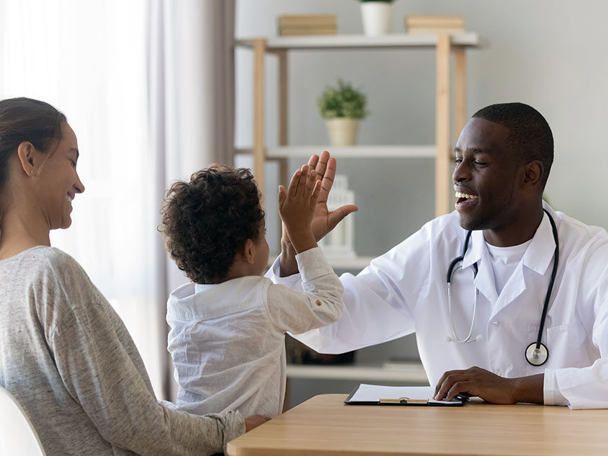 Huntington Hospital to provide free flu shots throughout Altadena, Pasadena and South Pasadena